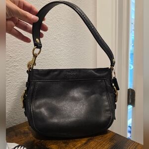 Coach Black Leather Zoey Shoulder Bag W Brass Accents Excellent Condition 2009